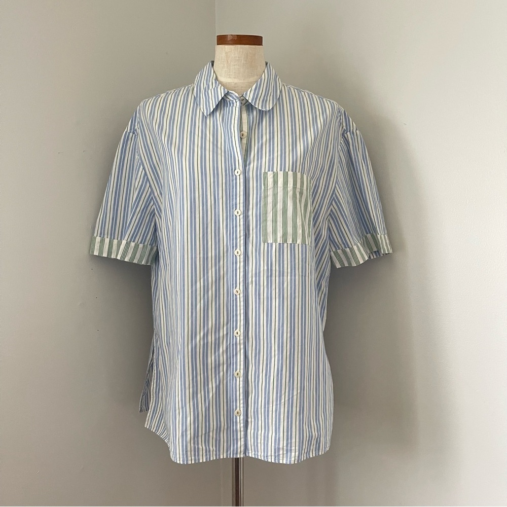 Anthropologie Blue Stripe button shirt size Small preowned